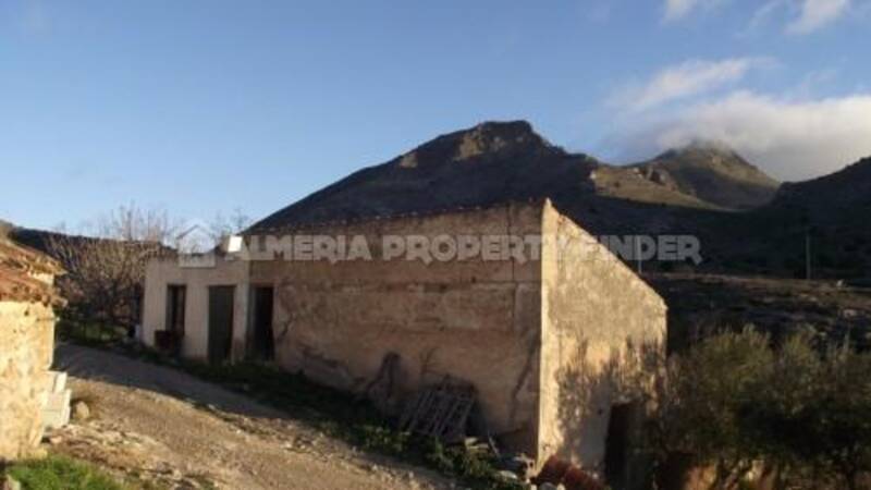 Country House for sale