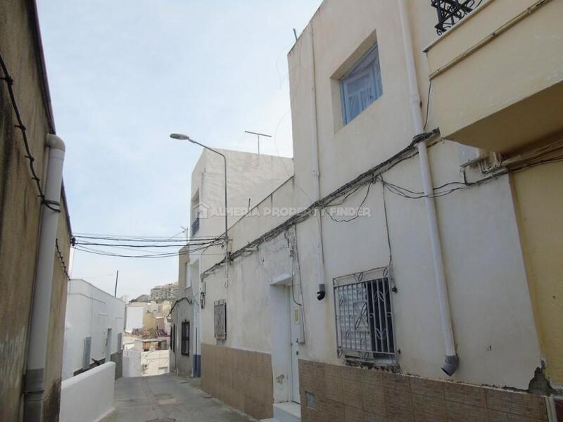 городская тюрьма продается в Macael, Almería