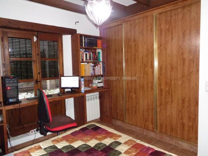 4 chambre Auberge à vendre