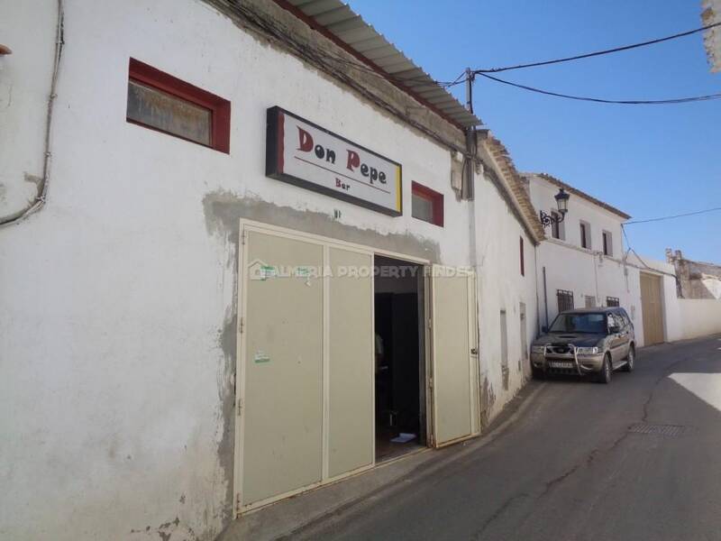 Local Commercial à vendre