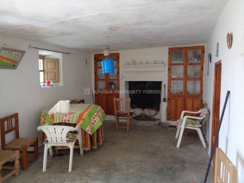 2 bedroom Country House for sale