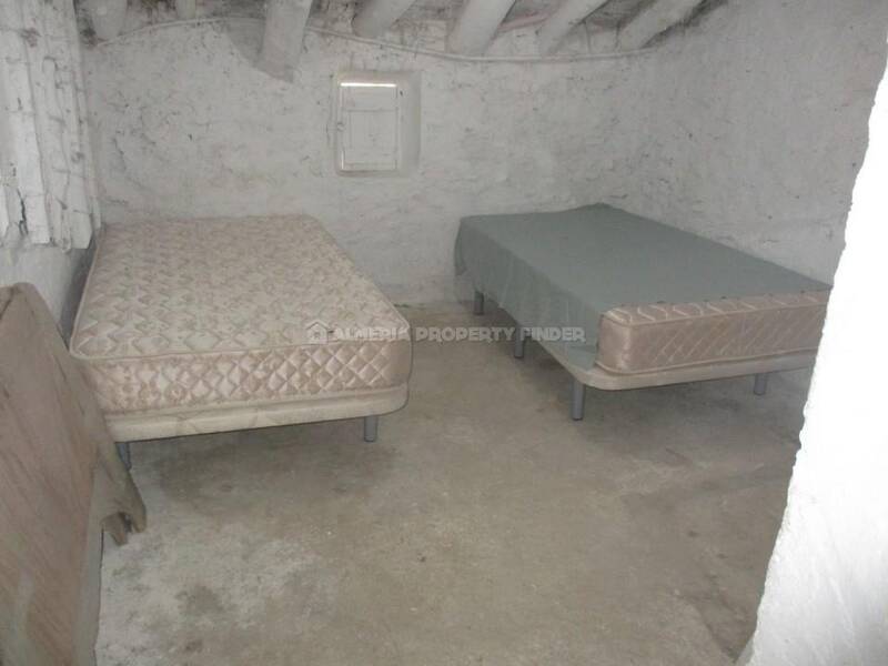 3 Schlafzimmer Landhaus zu verkaufen