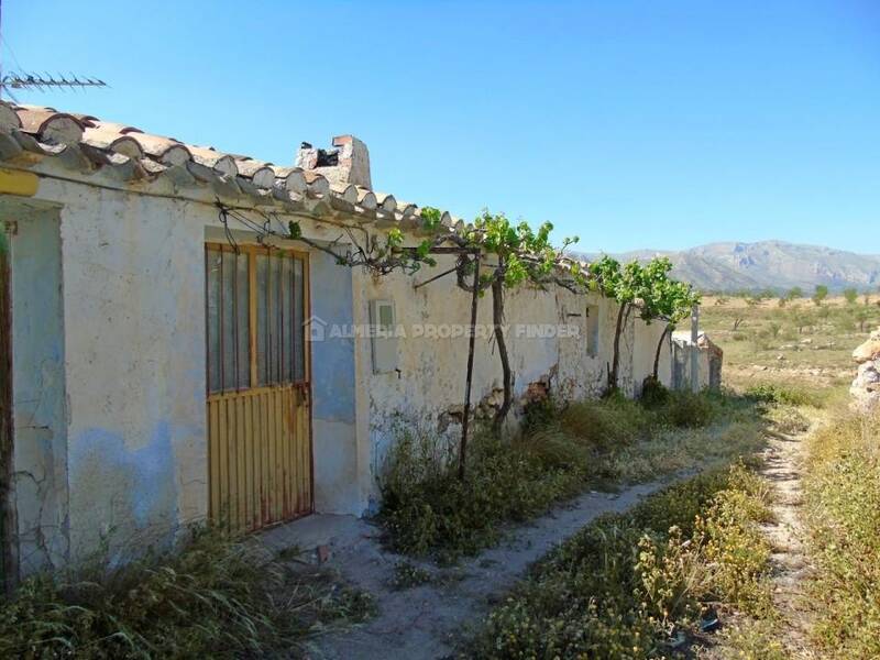 Landhuis Te koop in Chirivel, Almería