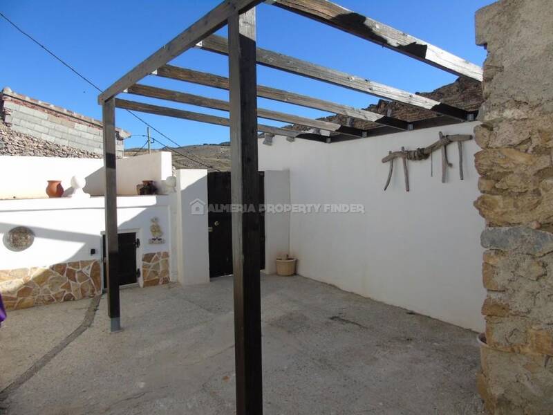 2 chambre Auberge à vendre