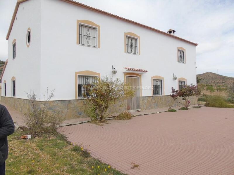 11 bedroom Country House for sale