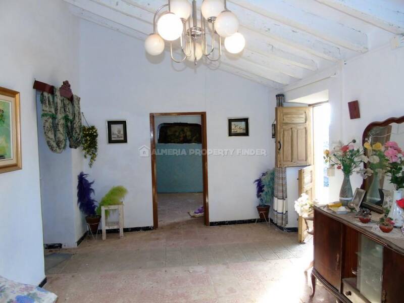 3 bedroom Country House for sale