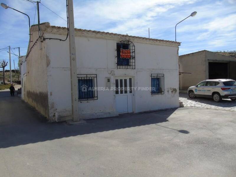 Auberge à vendre dans Oria, Almería