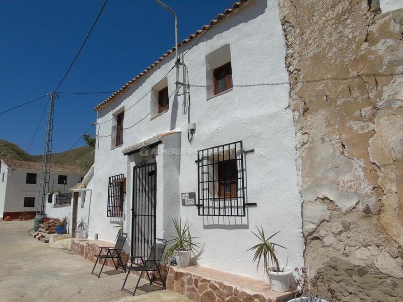 Landhuis Te koop in Arboleas, Almería