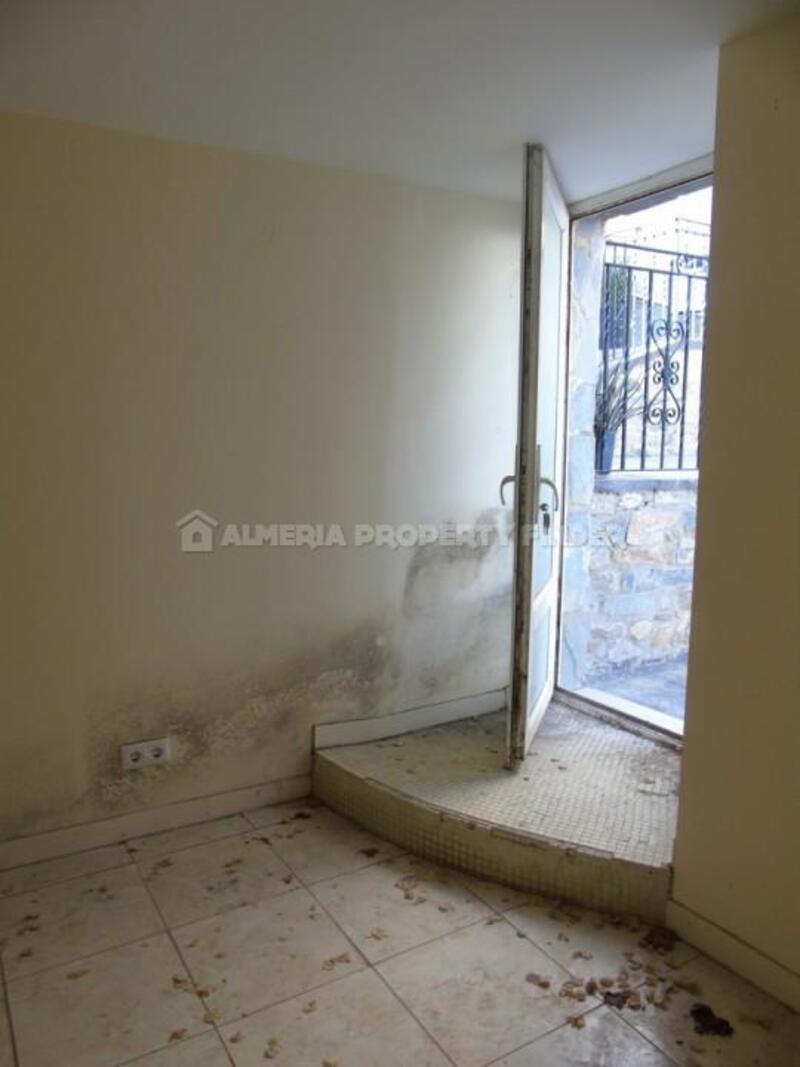 3 chambre Auberge à vendre