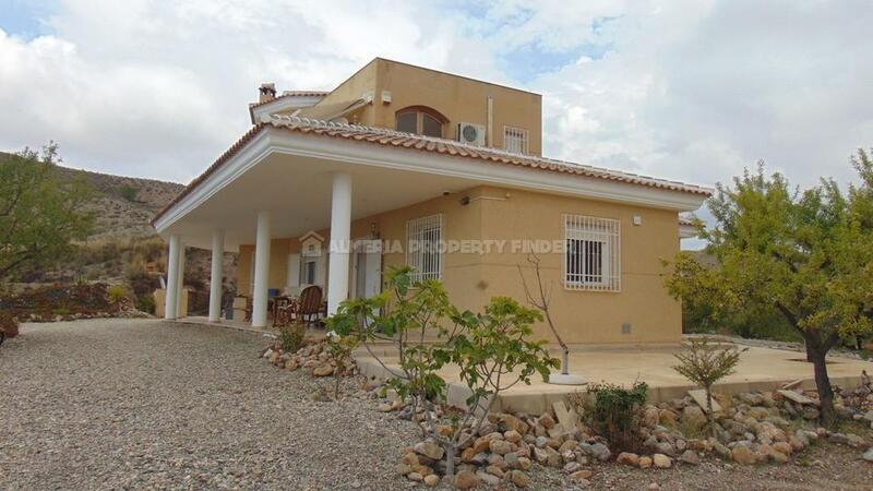 3 Cuarto Villa en venta