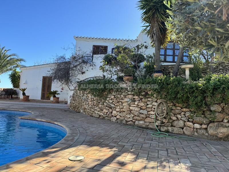 Villa til salg i Turre, Almería