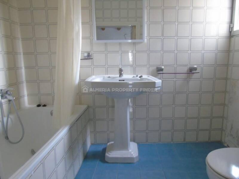 4 slaapkamer Landhuis Te koop