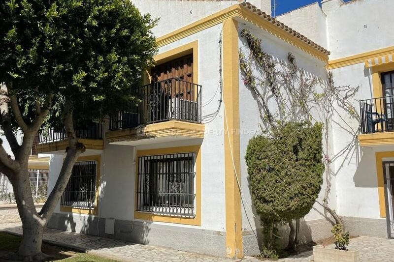 Duplex til salg i Vera Playa, Almería