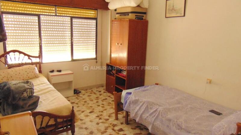 3 Schlafzimmer Stadthaus zu verkaufen
