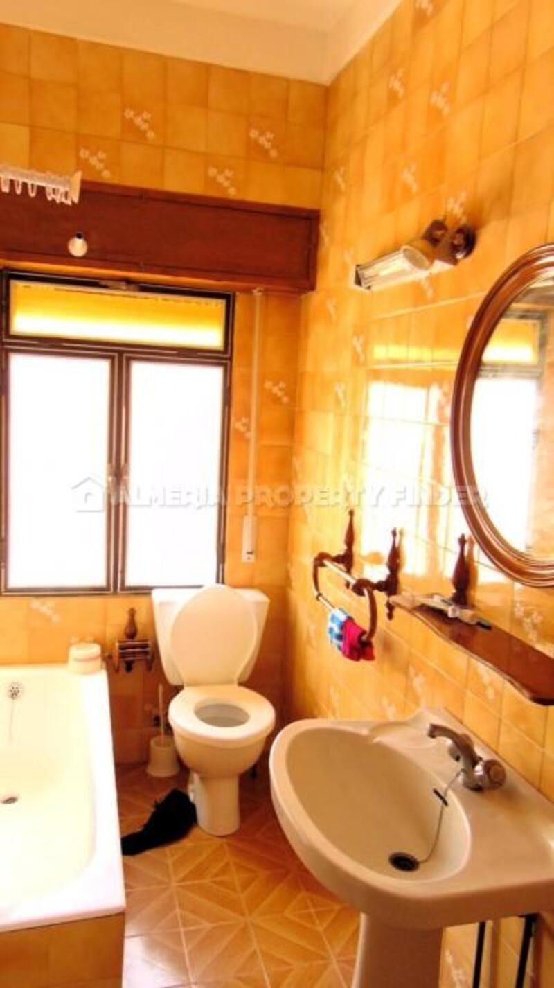3 Schlafzimmer Stadthaus zu verkaufen