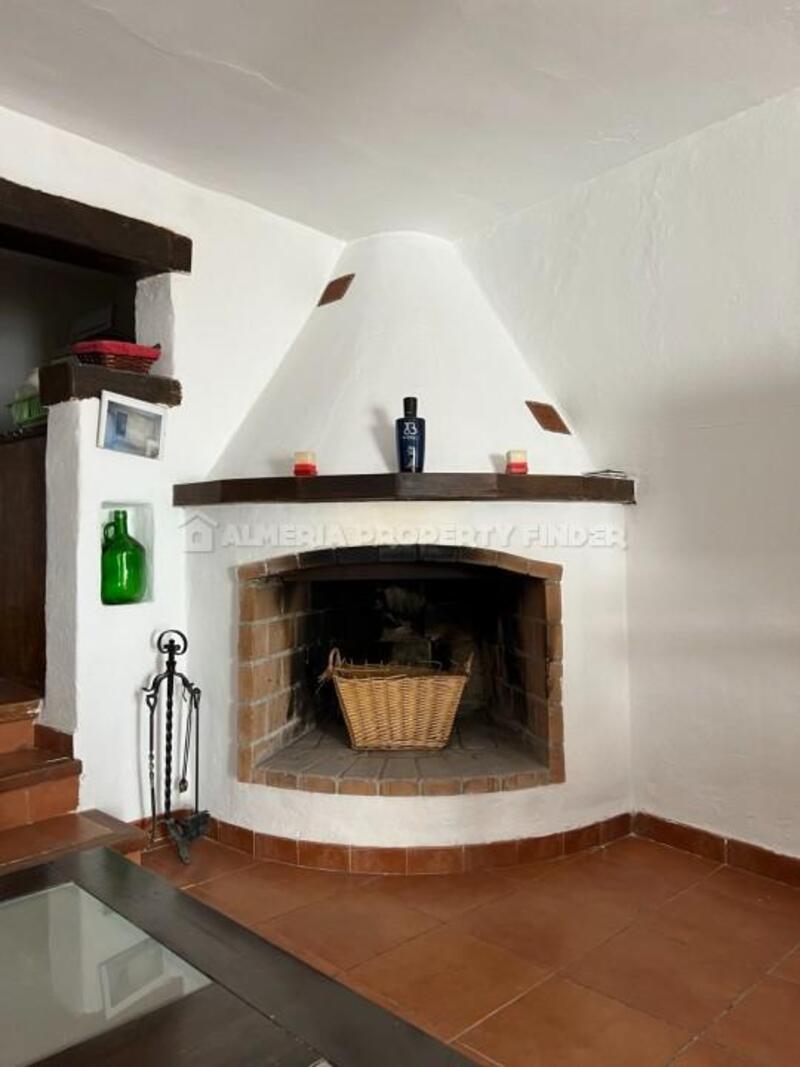 2 bedroom Country House for sale
