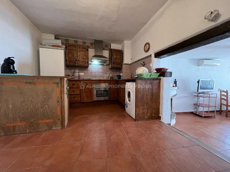 2 bedroom Country House for sale