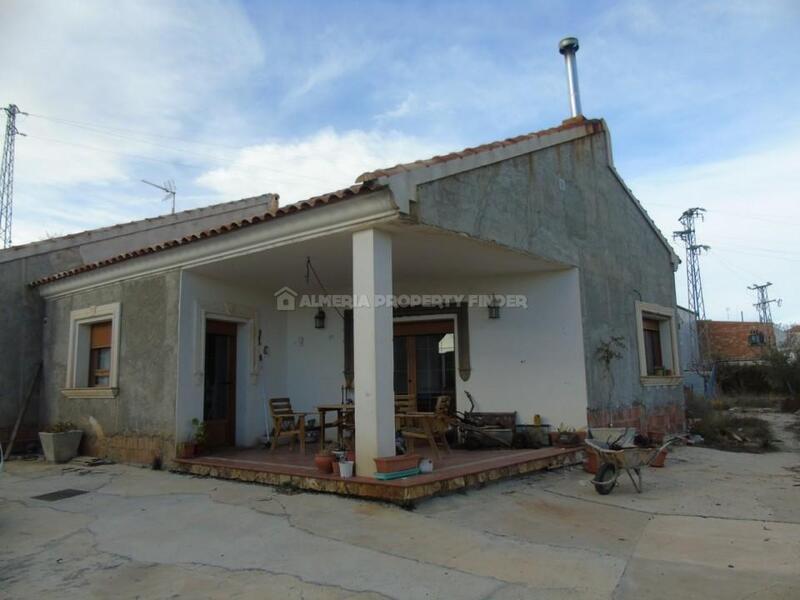 4 Cuarto Villa en venta