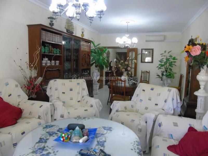 4 bedroom Apartment for sale