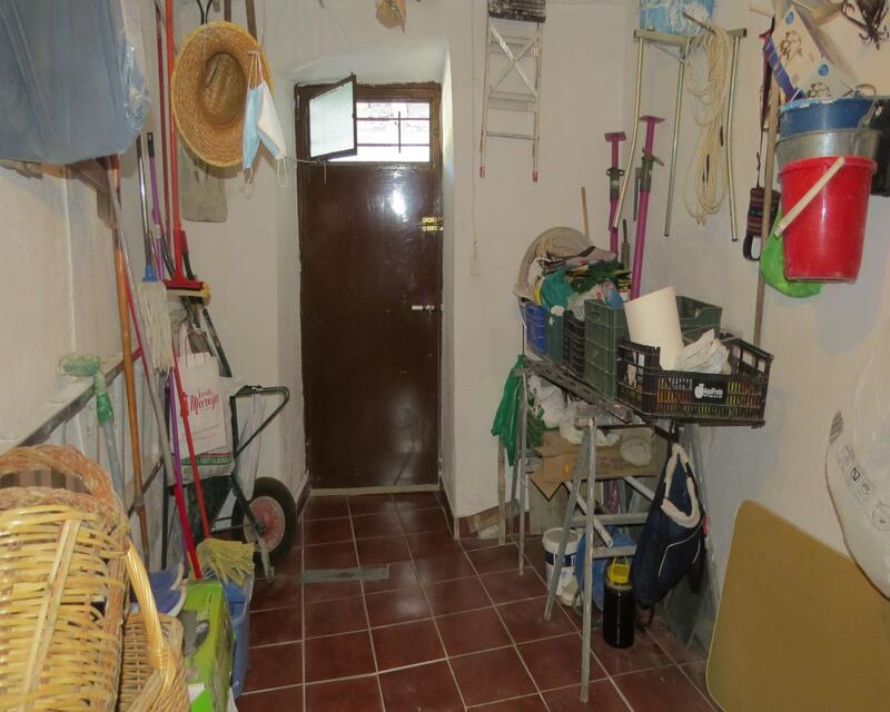 4 slaapkamer Gezinswoning Te koop