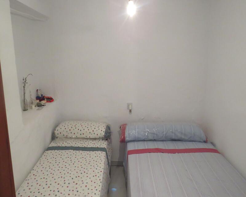 4 slaapkamer Gezinswoning Te koop