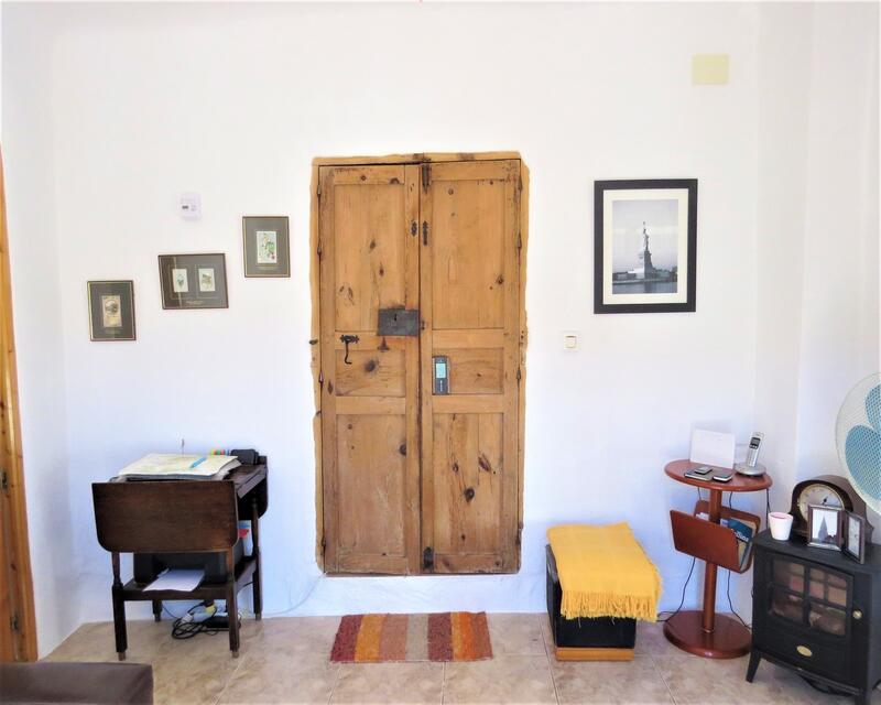 3 slaapkamer Gezinswoning Te koop