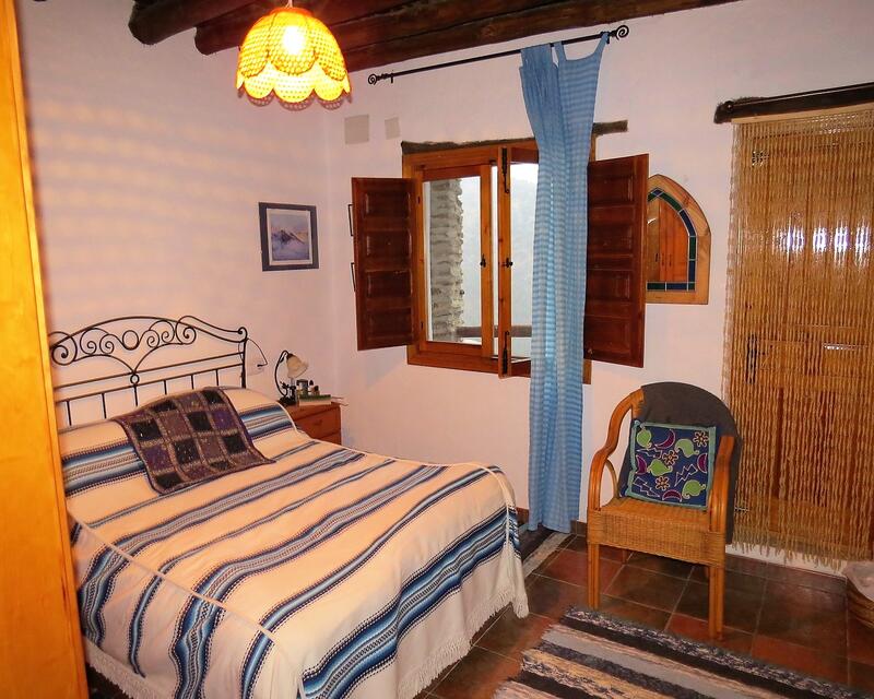 2 slaapkamer Gezinswoning Te koop