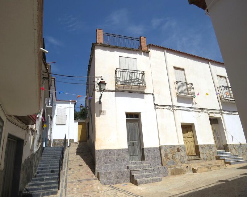 Radhus till salu i Cherin, Granada