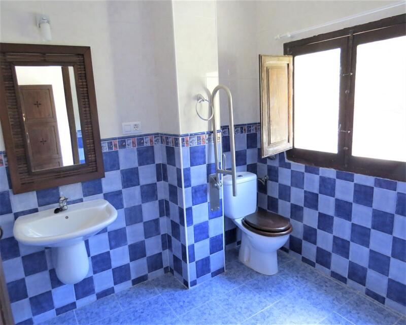 4 bedroom Country House for sale