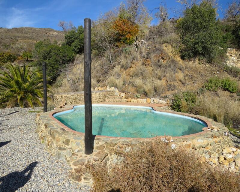2 Cuarto Casa de Campo en venta