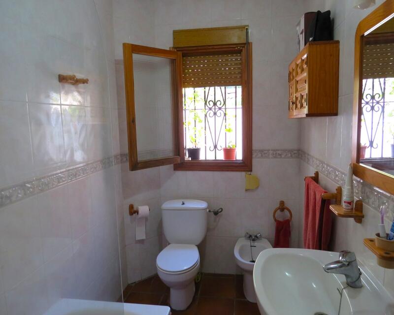 5 bedroom Country House for sale