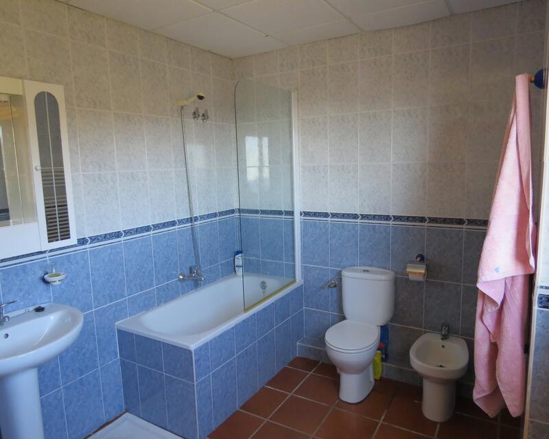 5 bedroom Country House for sale