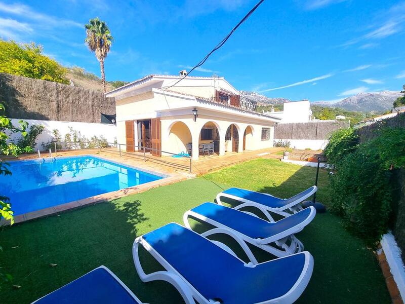 Villa for sale in Cortes de la Frontera, Málaga