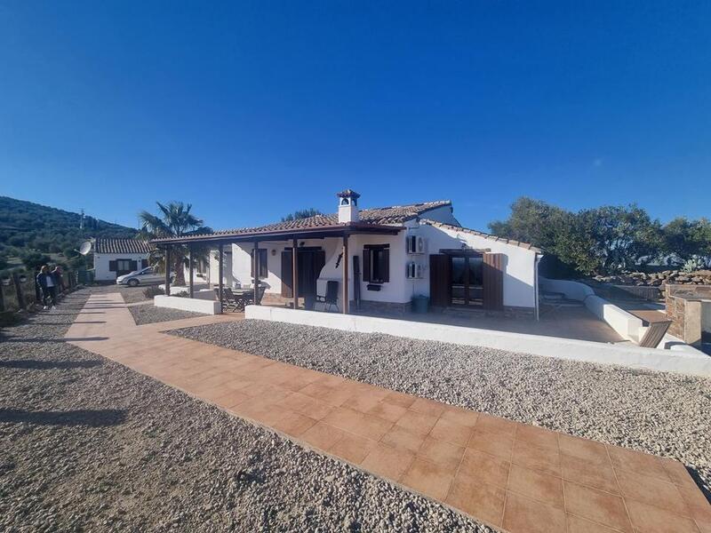 Country House for sale in Pruna, Sevilla