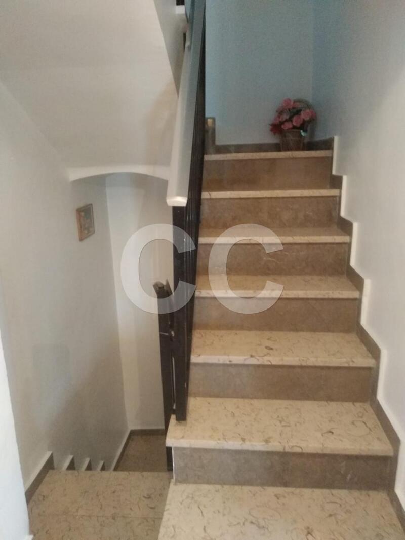 4 Cuarto Adosado en venta