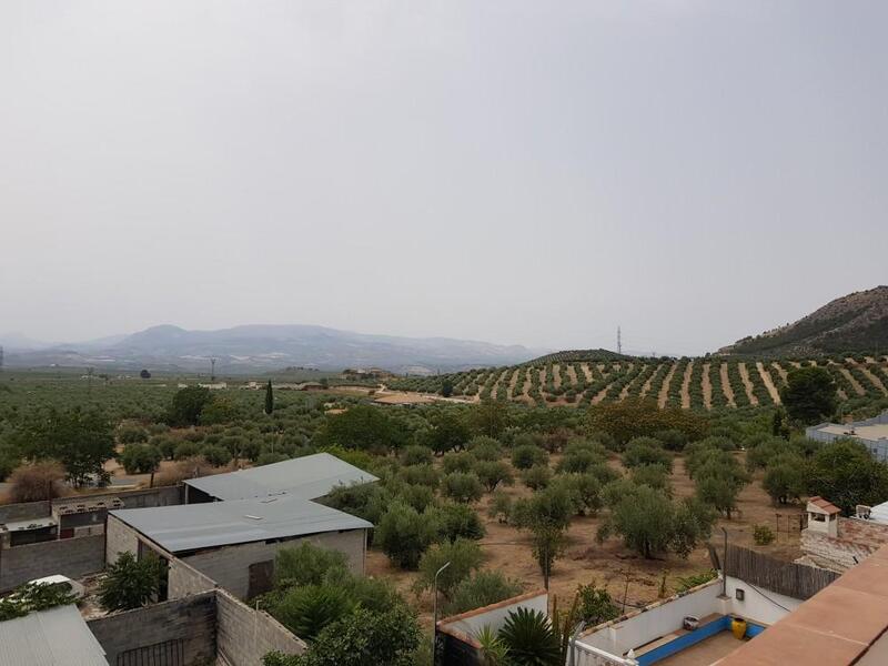 Gezinswoning Te koop in Alcaudete, Jaén