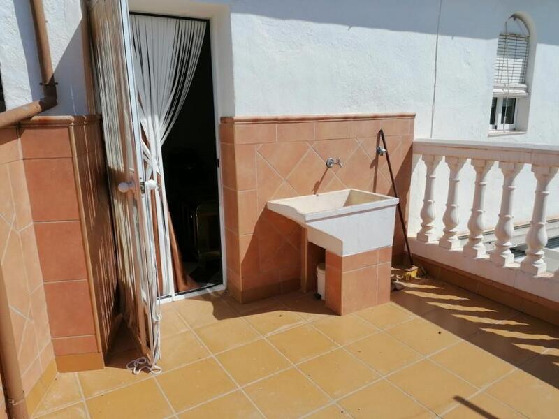 Townhouse for sale in Rute, Córdoba