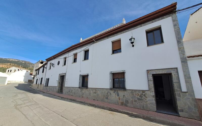 Stadthaus zu verkaufen in Illora, Granada