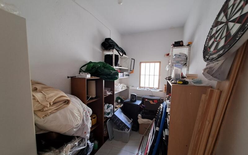 5 slaapkamer Gezinswoning Te koop