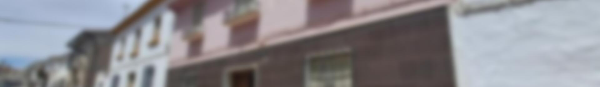 4 спальная комната городская тюрьма продается