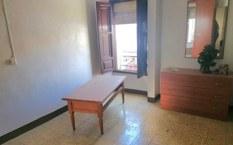 2 slaapkamer Gezinswoning Te koop
