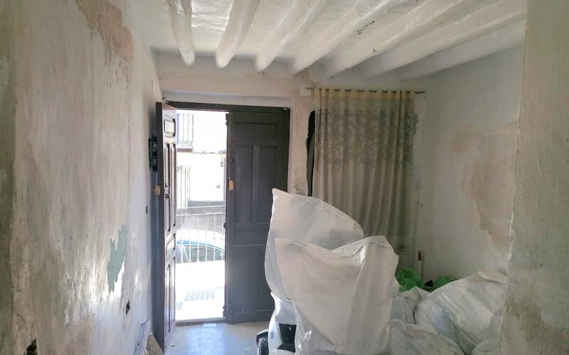 2 slaapkamer Gezinswoning Te koop