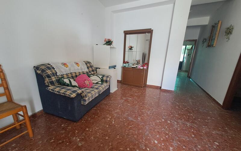 5 slaapkamer Gezinswoning Te koop