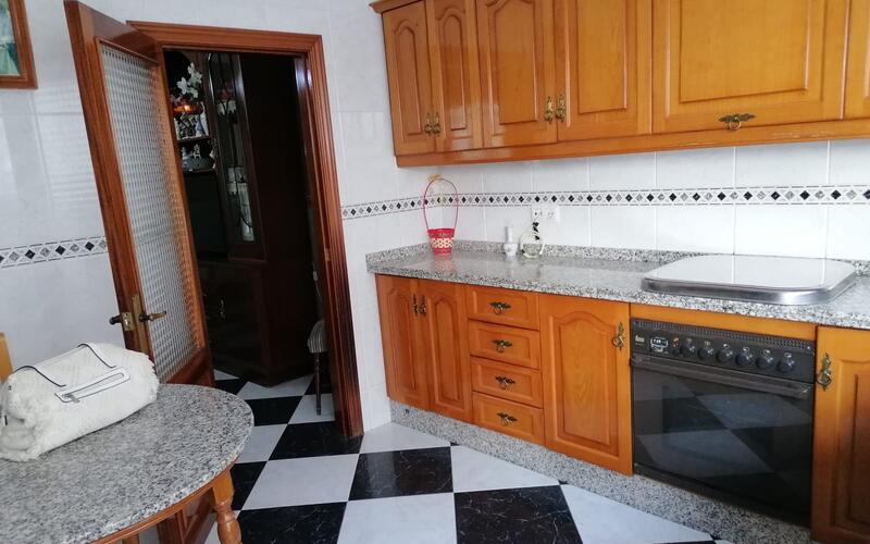 5 Schlafzimmer Stadthaus zu verkaufen