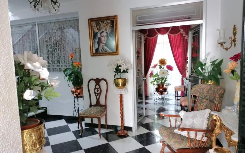 5 Schlafzimmer Stadthaus zu verkaufen