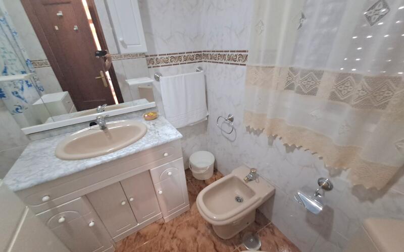 4 Schlafzimmer Stadthaus zu verkaufen