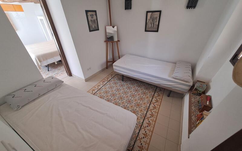 5 chambre Local Commercial à vendre