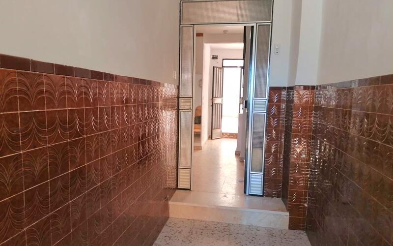 4 Schlafzimmer Stadthaus zu verkaufen