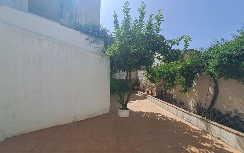 3 bedroom Townhouse for sale