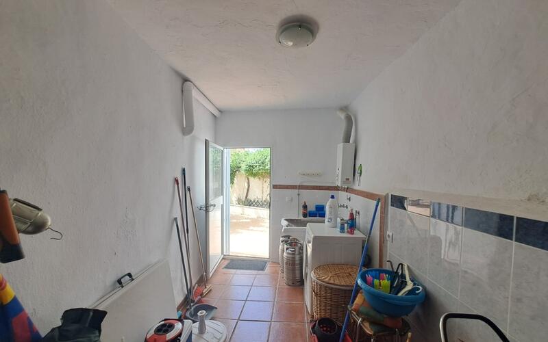 3 bedroom Townhouse for sale